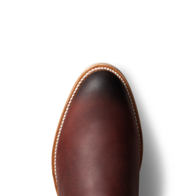 Toe view of The Knox - Briar on plain background