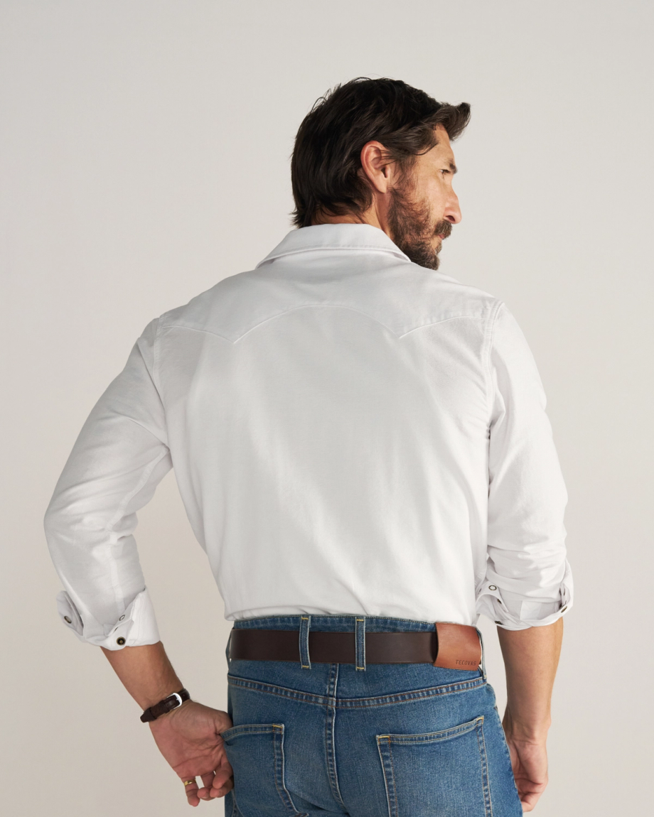 Closeup detail view of Men's Vintage Weight Pearl Snap LS - White