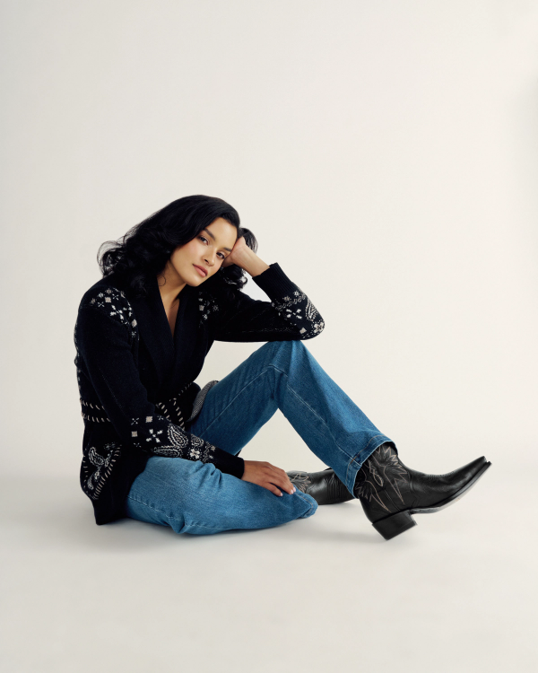 Full view of The Lynn - Midnight Goat on model