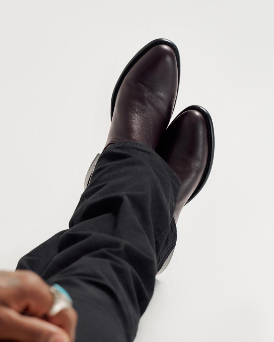 View of The Earl - Black Cherry Cowhide