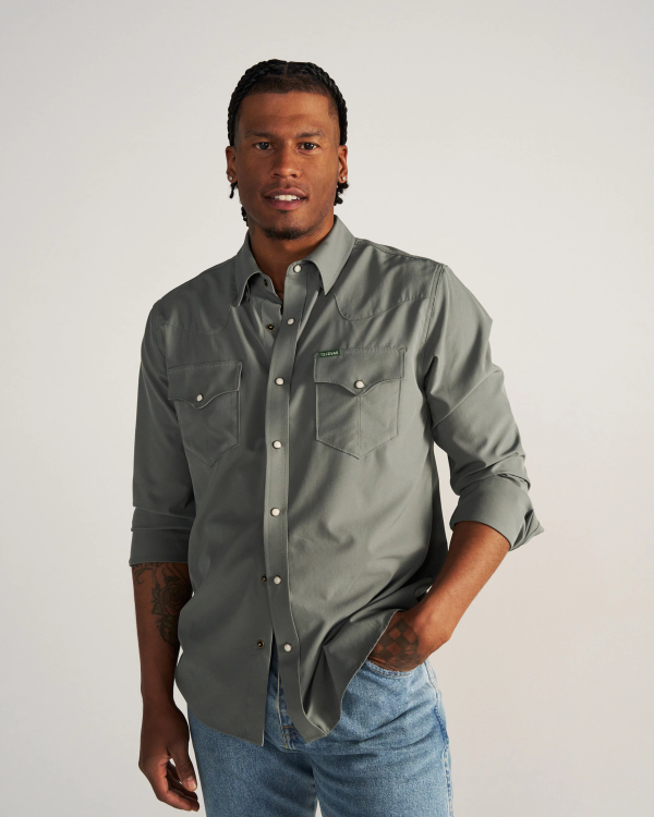 Closeup detail view of Men's Performance Western Pearl Snap - Cactus