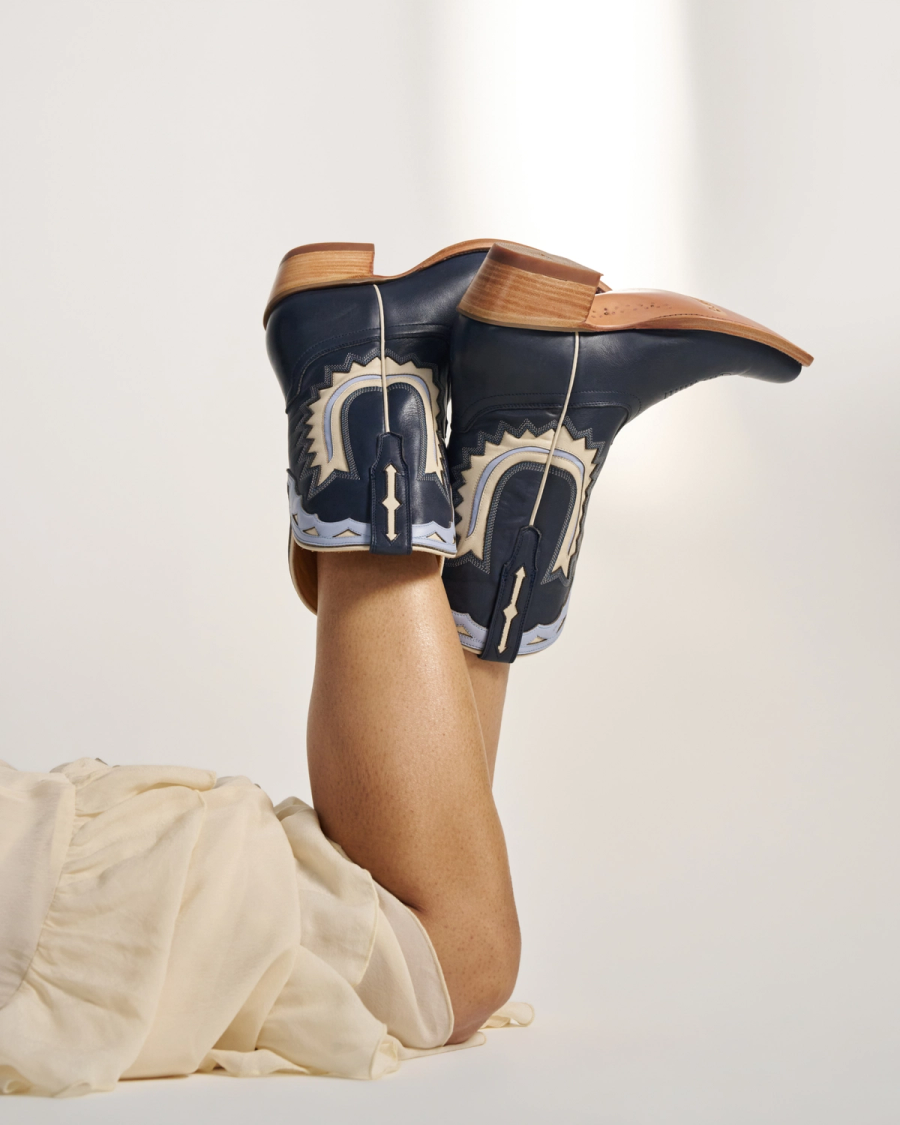 The Jolene in Atlantic Blue/Chambray Cowhide - Women's Cowgirl