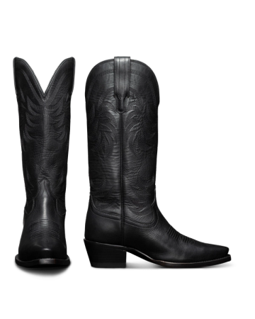 Pair view of The Annie - Midnight on plain background