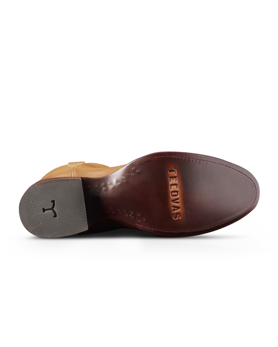 Sole view of The Earl - Desert Cowhide on plain background