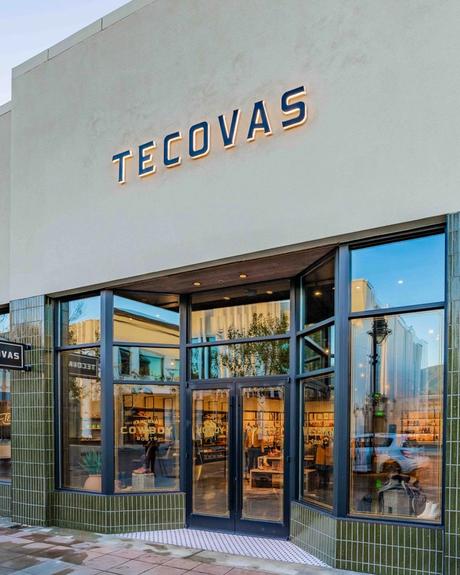 Image of Tecovas Victoria Gardens store.