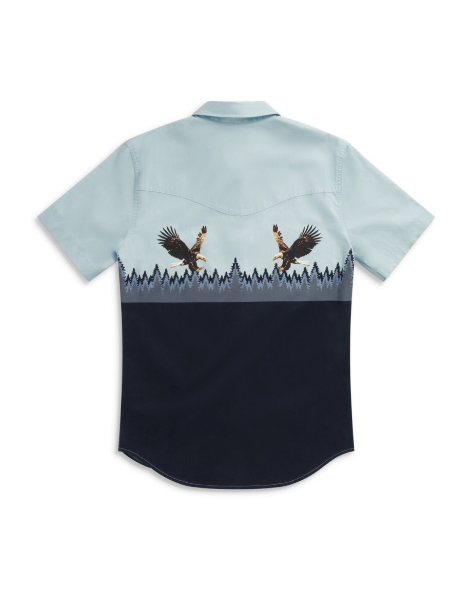 Closeup detail view of Men's Thorn Stopper Short Sleeve Pearl Snap - Aquamarine/Navy