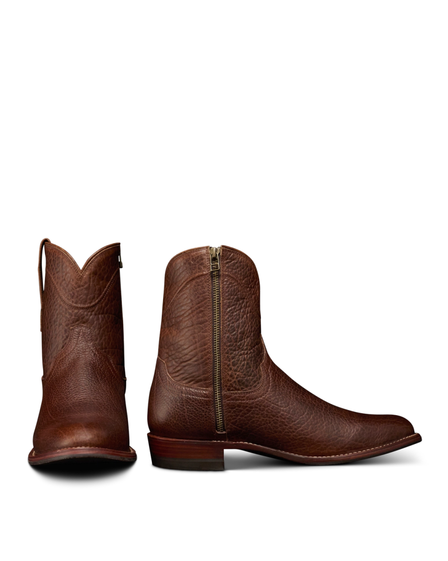 Pair view of The Dean - Tobacco Bison on plain background