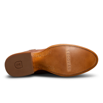 Sole view of The Earl - Scotch on plain background