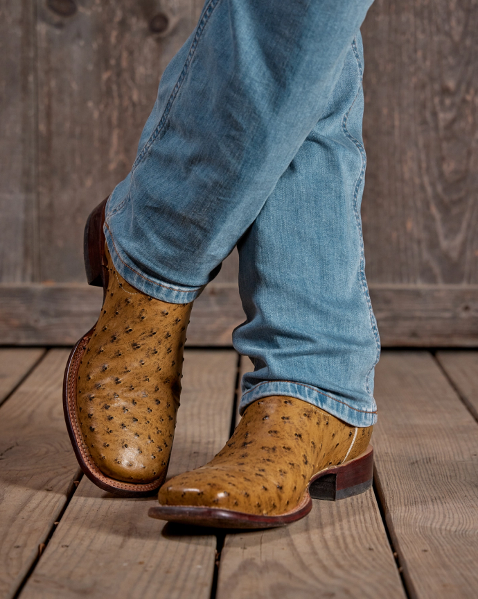 Closeup image of man wearing the Emmitt in Barley in a barn