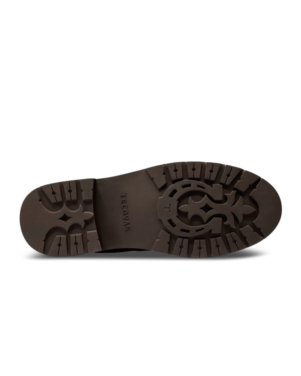 Sole view of The Chelsea Shearling - Bourbon Suede on plain background
