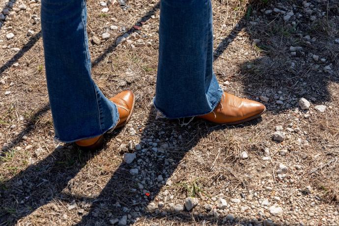 woman's cowgirl boots