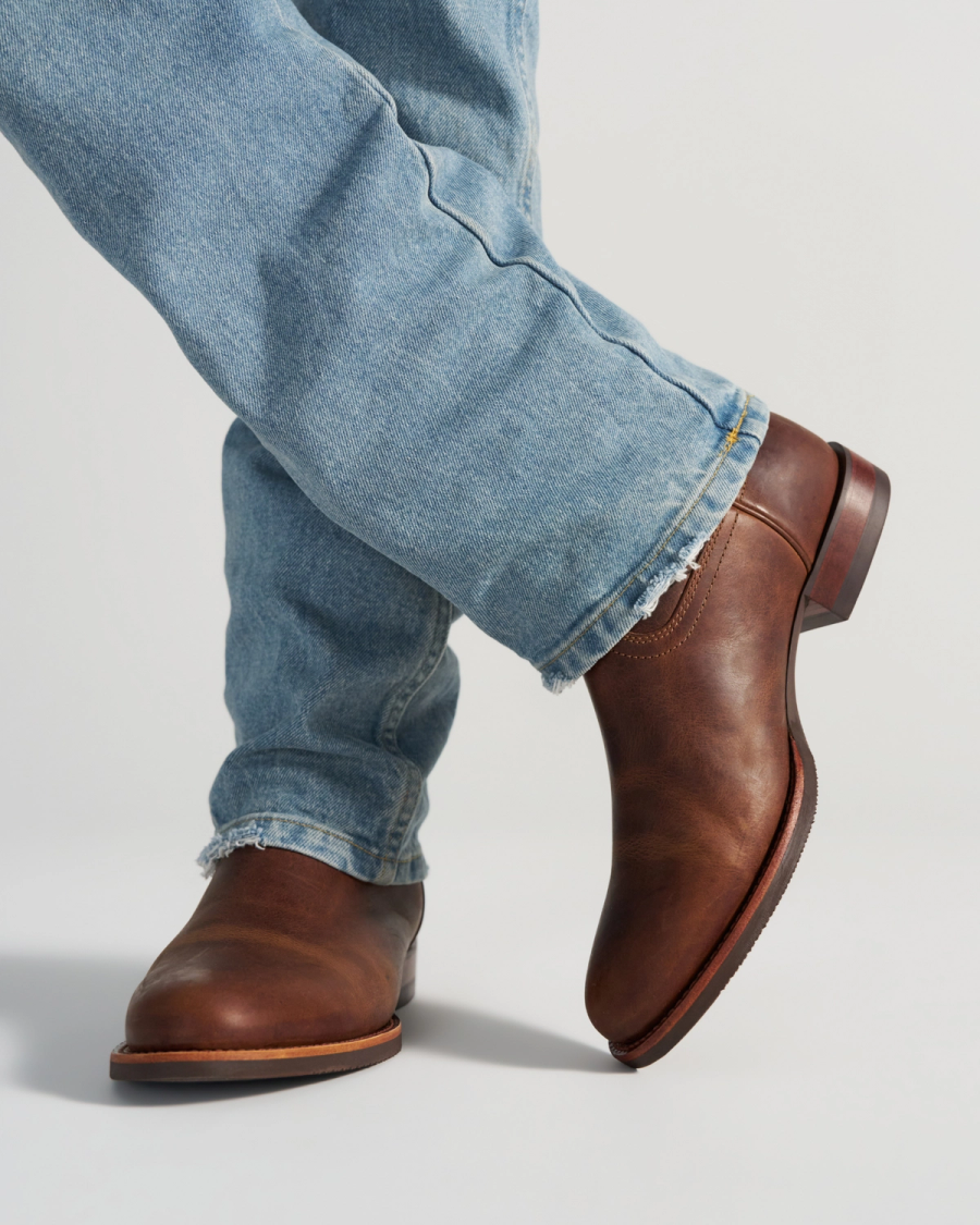 mens light brown dress boots Ben Sherman Walker Chukka Leather Men's UK 9 / EU 43 / US 10 Through a separate stitch Suede Chelsea Boots Light Brown
