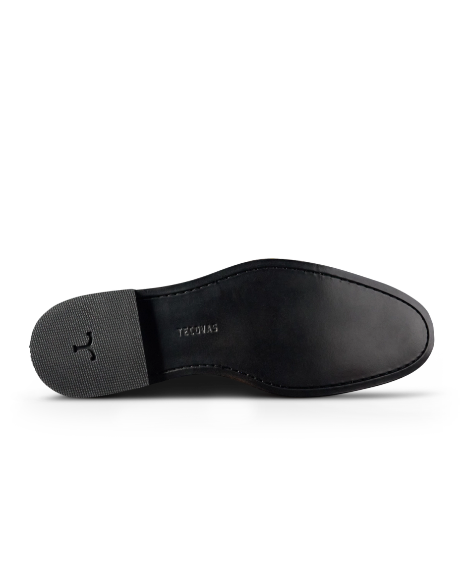 Sole view of The Bennett - Midnight on plain background