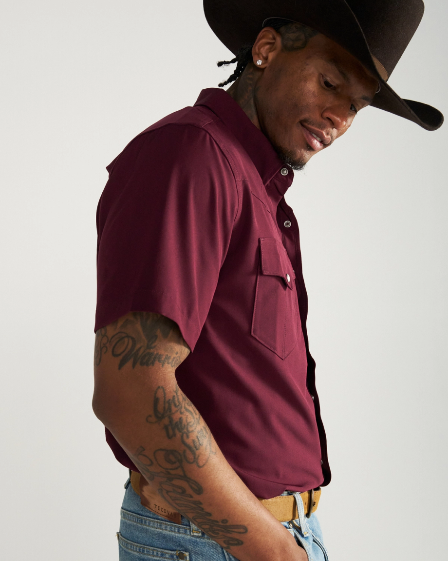 Closeup detail view of Men's Performance Western Short Sleeve Pearl Snap - Maroon