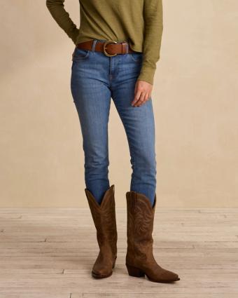 Women's High-Rise Tapered Jeans image