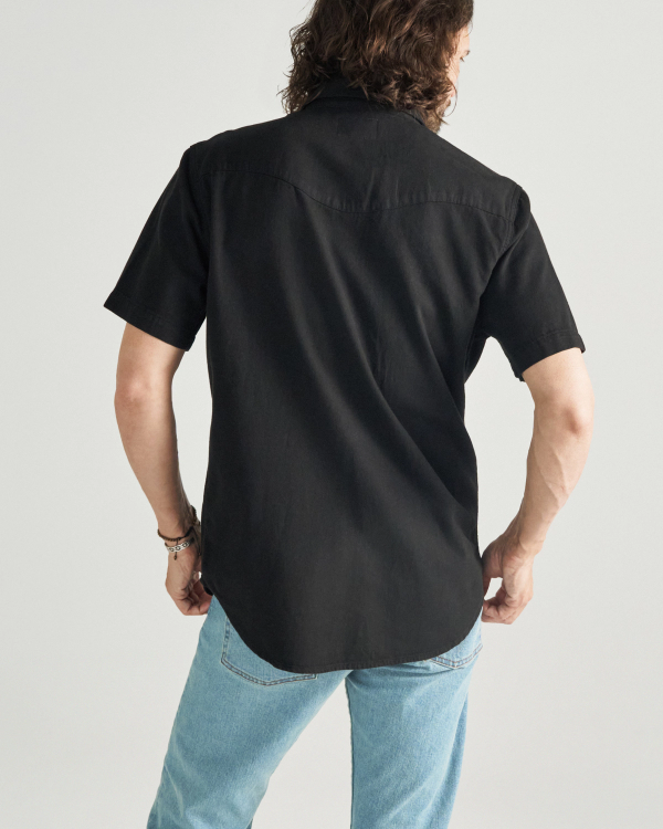 Closeup detail view of Men's Denim Pearl Snap SS - Black