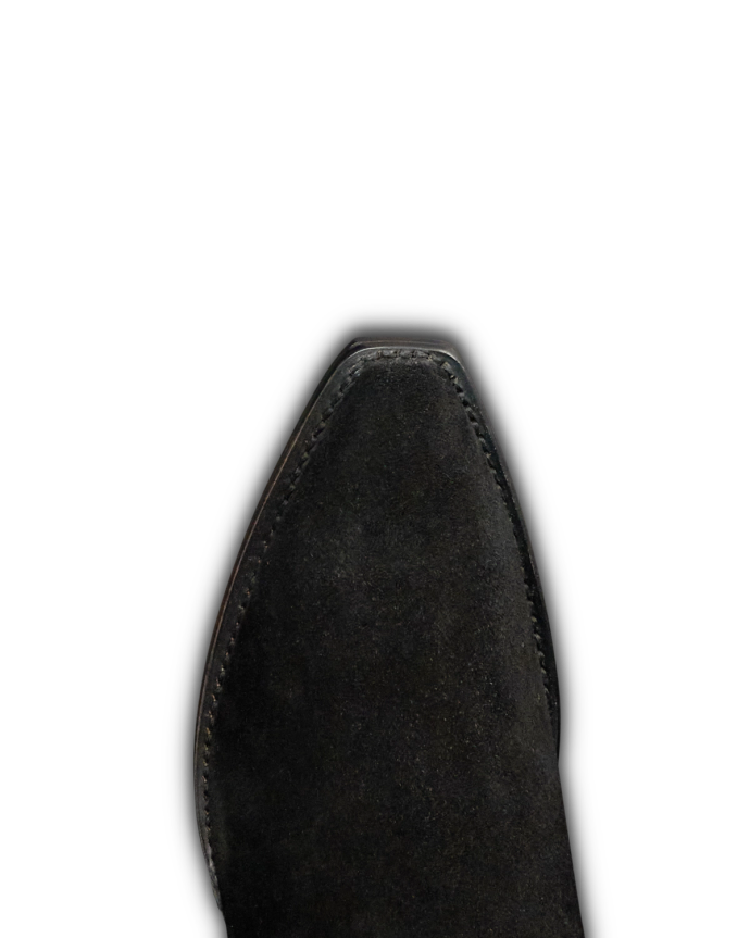 Toe view of The Bailey - Midnight on plain background