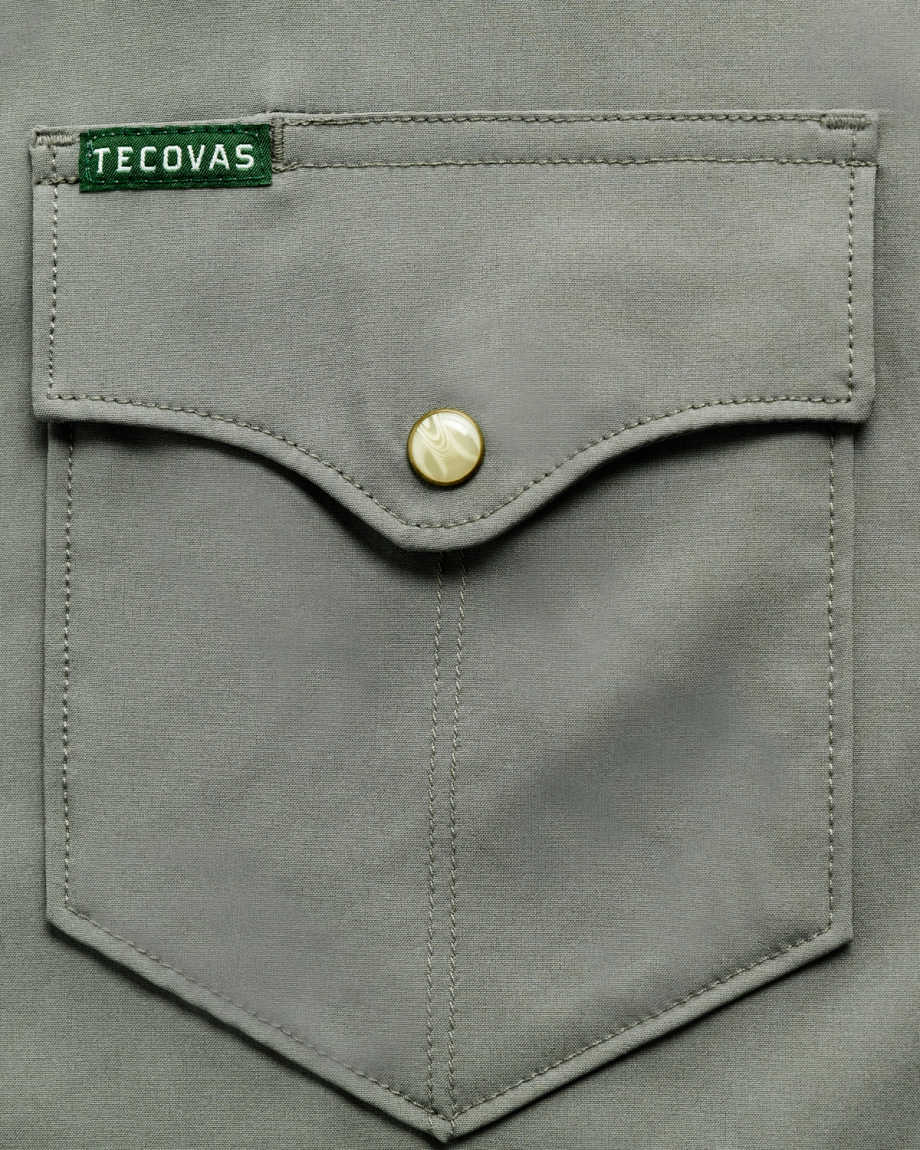 Closeup detail view of Men's Performance Western Pearl Snap - Cactus