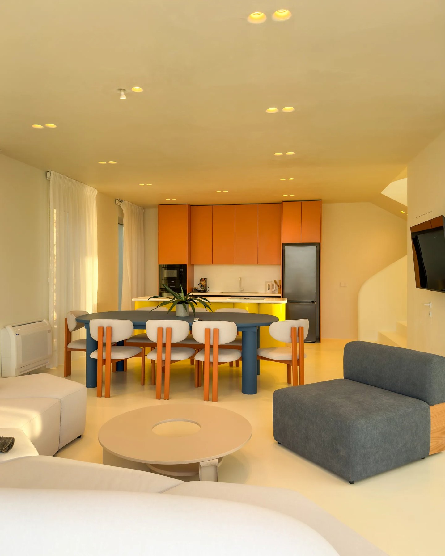Vila Shiroke Rezina, selected view 03