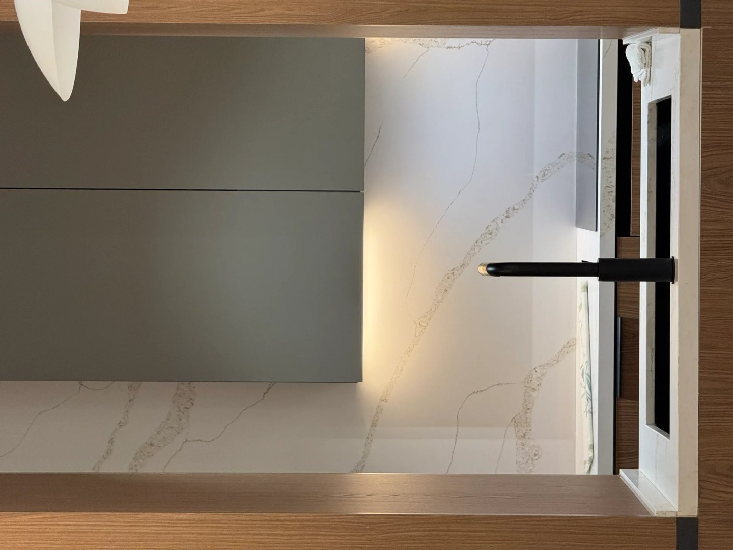 Apartment 7, selected view 01