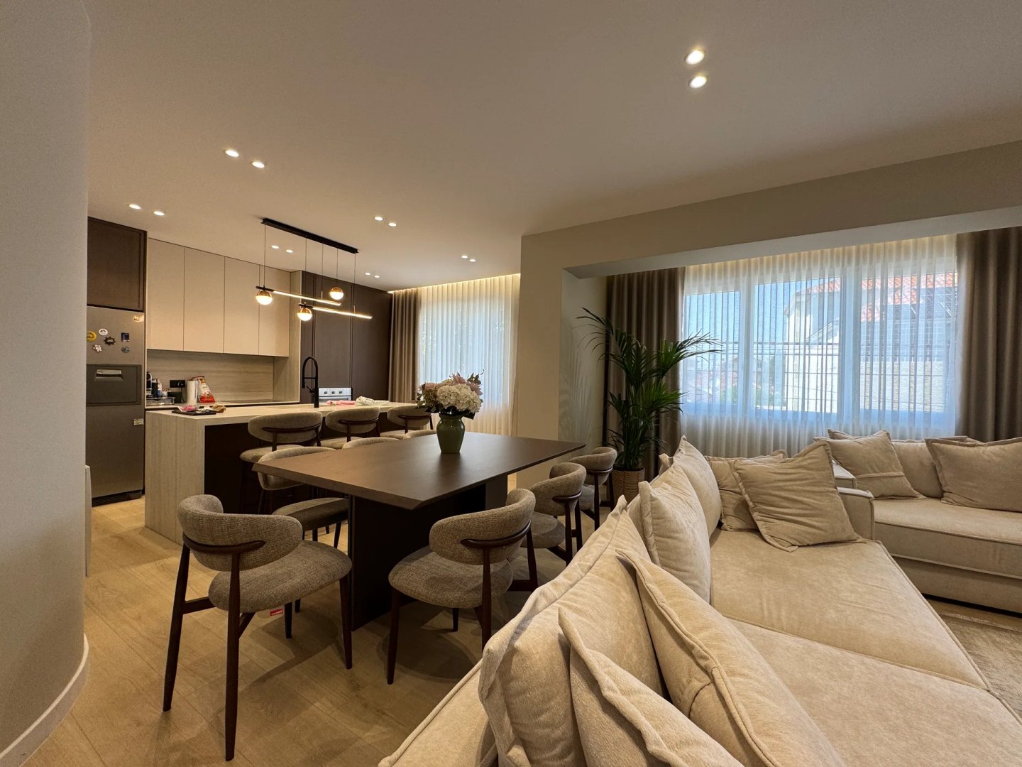 Apartment 6, selected view 10