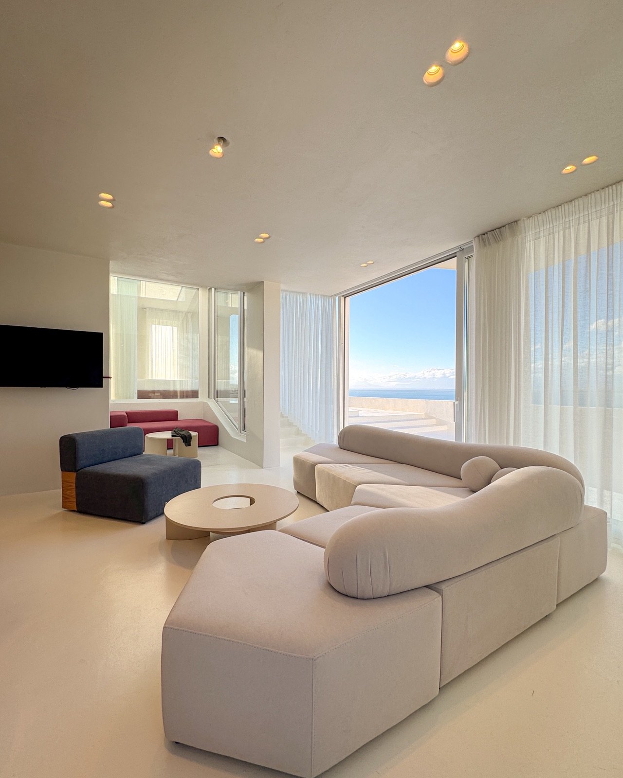 Escape Villa II, selected view 07