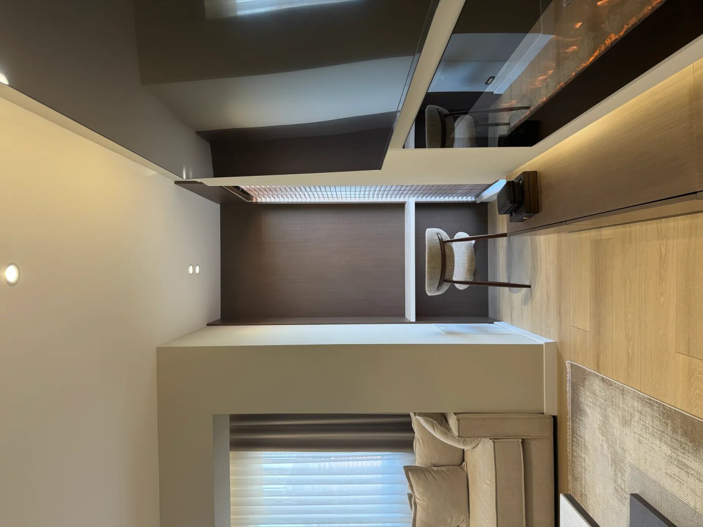 Apartment 6, selected view 07