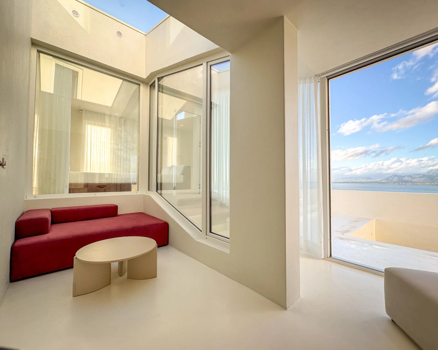 Vila Shiroke Rezina, selected view 07