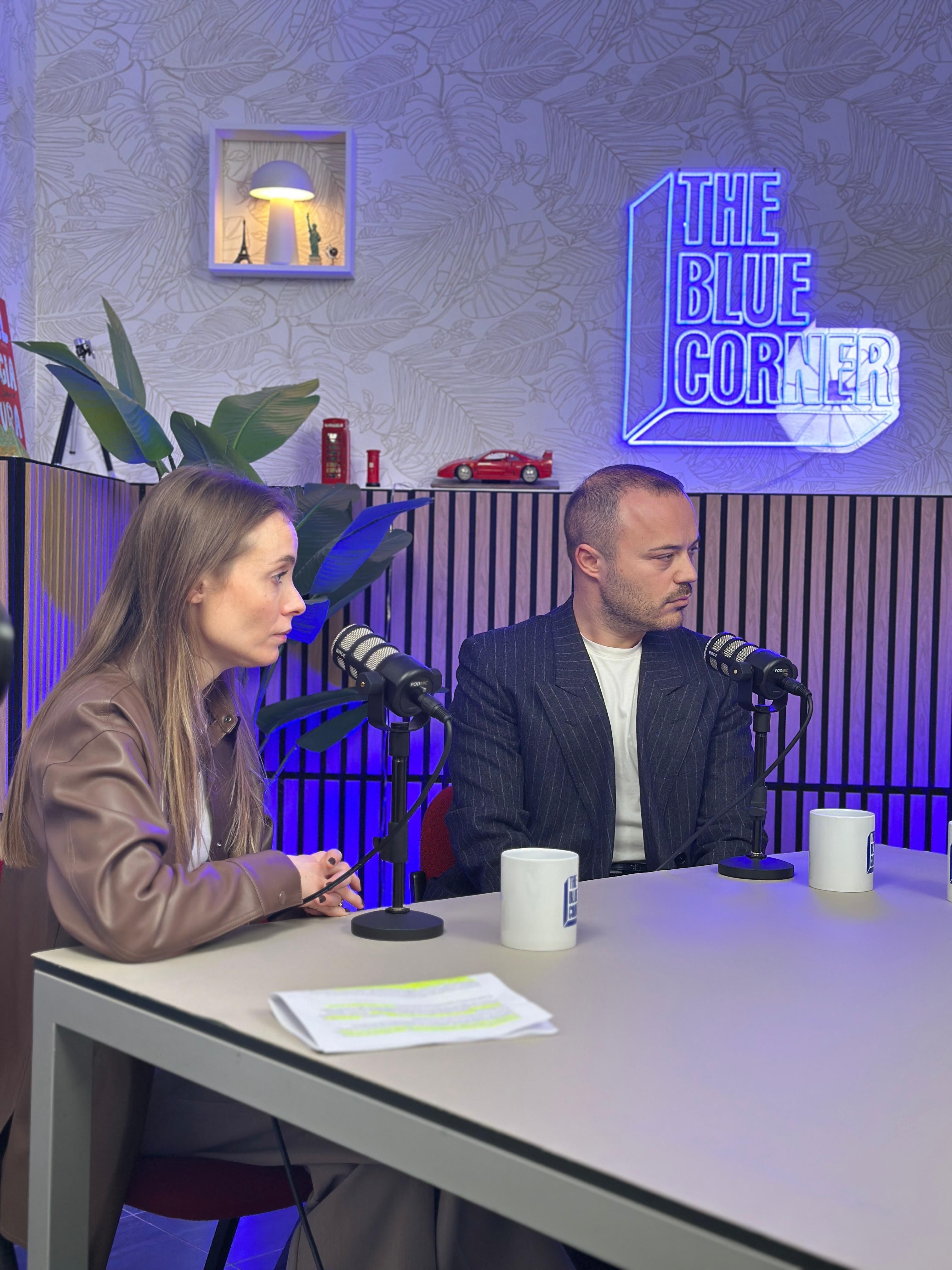 Foto di Anna Maria Rocchetti e Eliseo Giannoccaro presso The Blue Corner Media