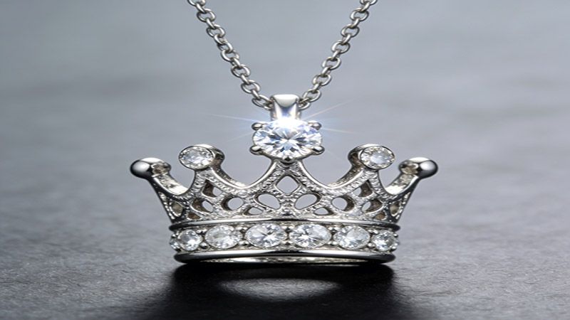 The crown is an accurate representation of luxury and boldness.