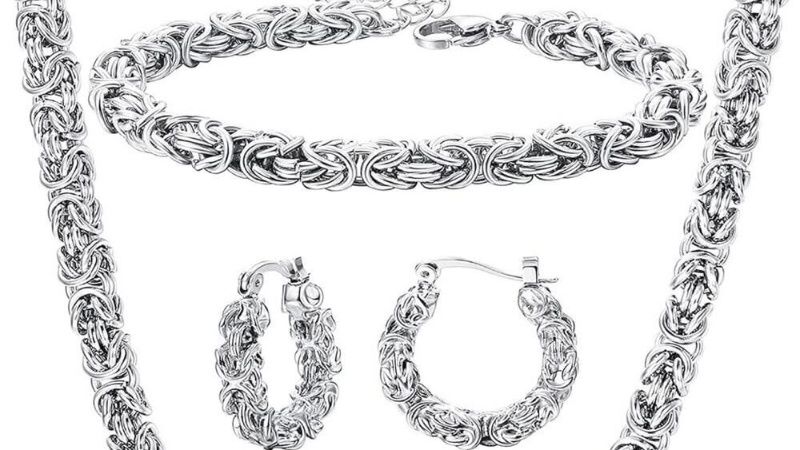These pieces add color and luxury without losing the silver base appeal.