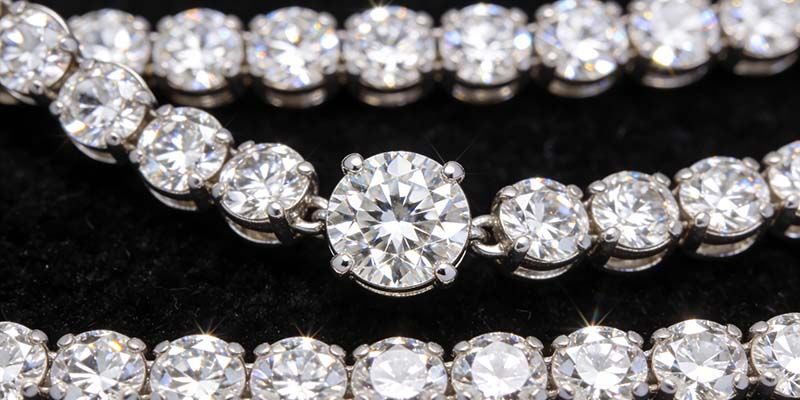 We prefer to use this cut in our solitaire pendants and tennis necklaces