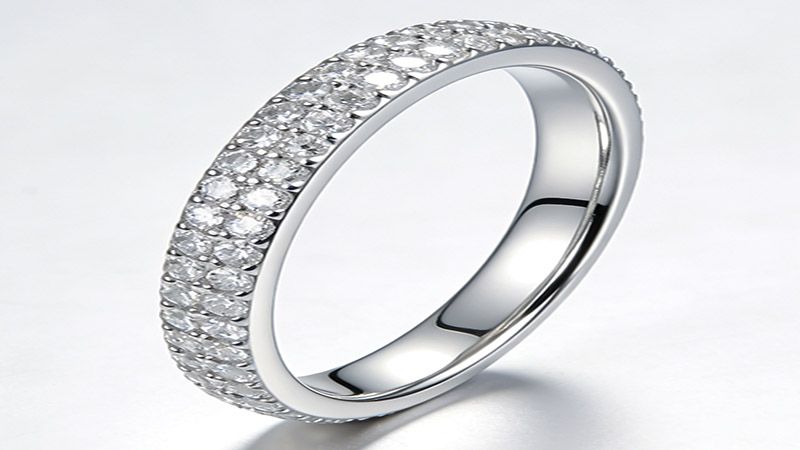 The alloys like nickel, zinc, and other white alloys are used in it. It is also coated with rhodium.
