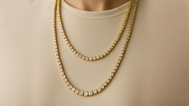 Dazzling 18-inch tennis chain