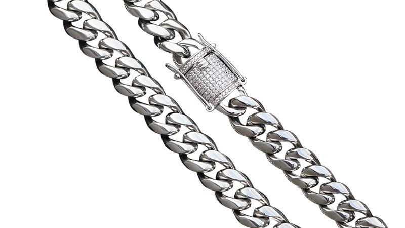 Zircon clasps combine elegance with functionality