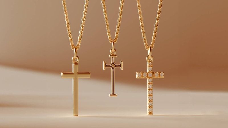 How to Choose the Right Cross Jewelry (Buying Guide)