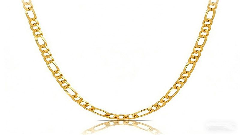 This combination of elongated and circular links sets them apart from the rest of the chains.