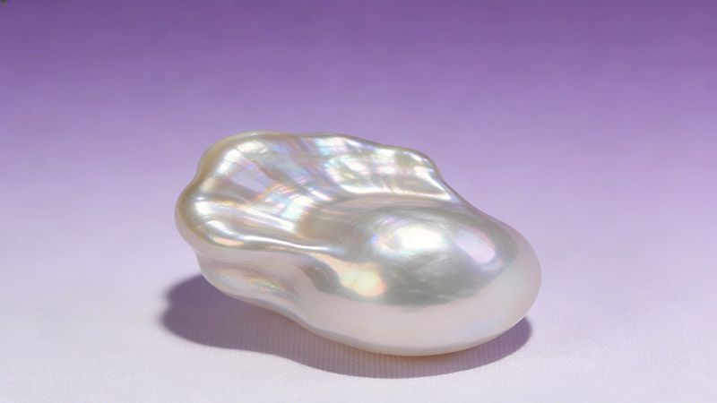 Many modern jewelry lovers demand baroque pearls,