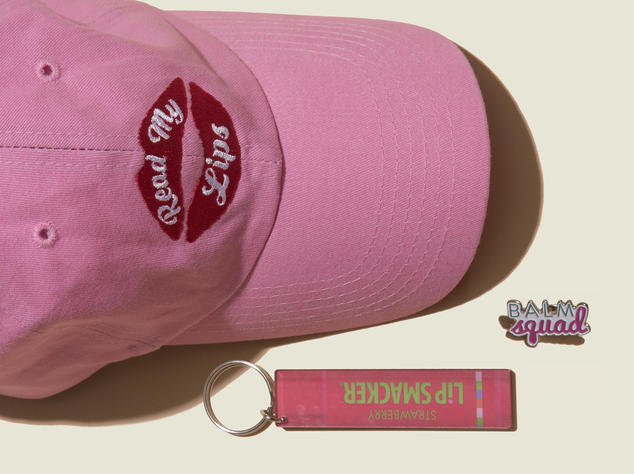 Pin hat with keychain and pin 