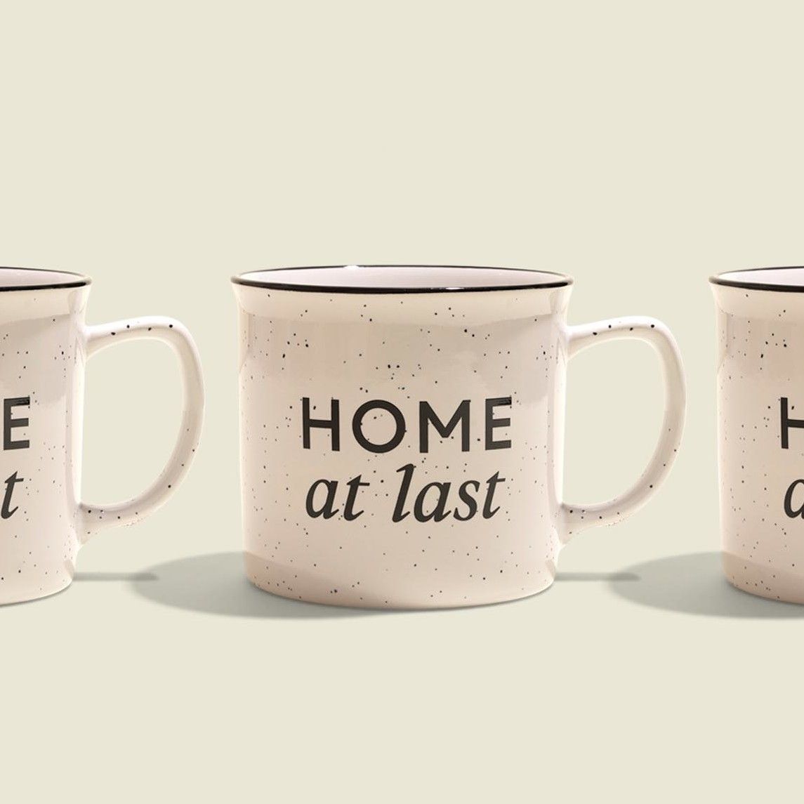 Set of mugs 