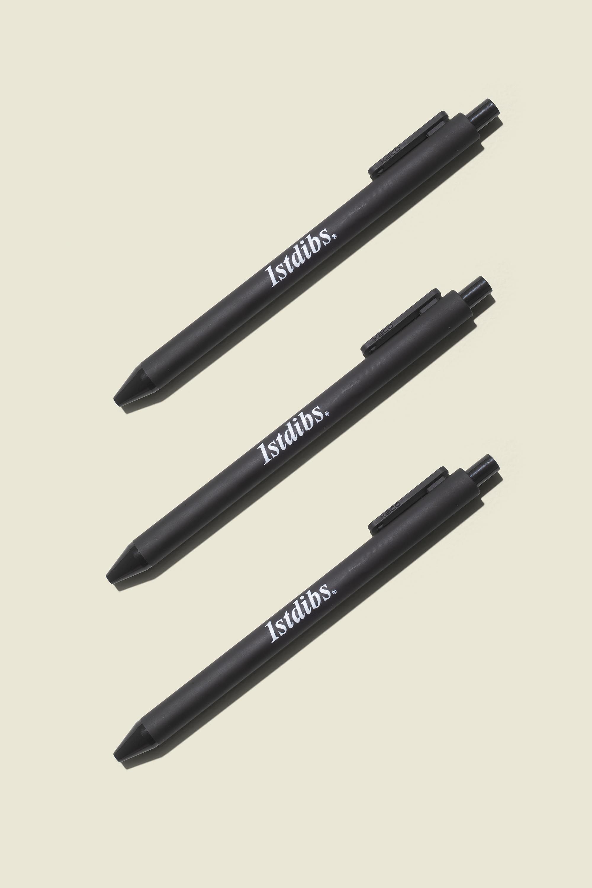 Black pens 