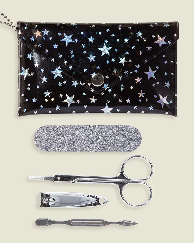 Manicure set with flat pouch 