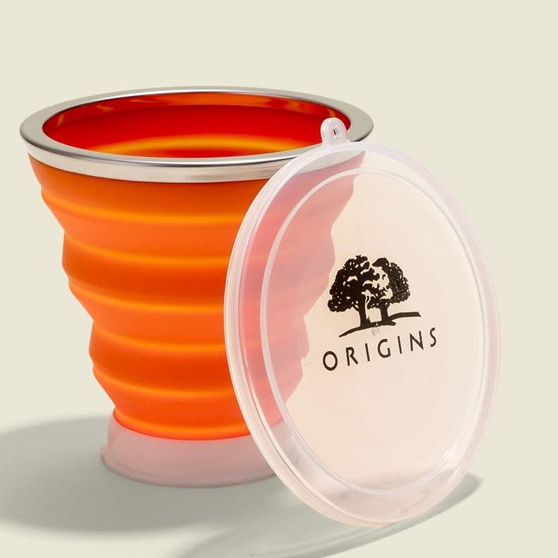 Collapsible silicone cup with lid