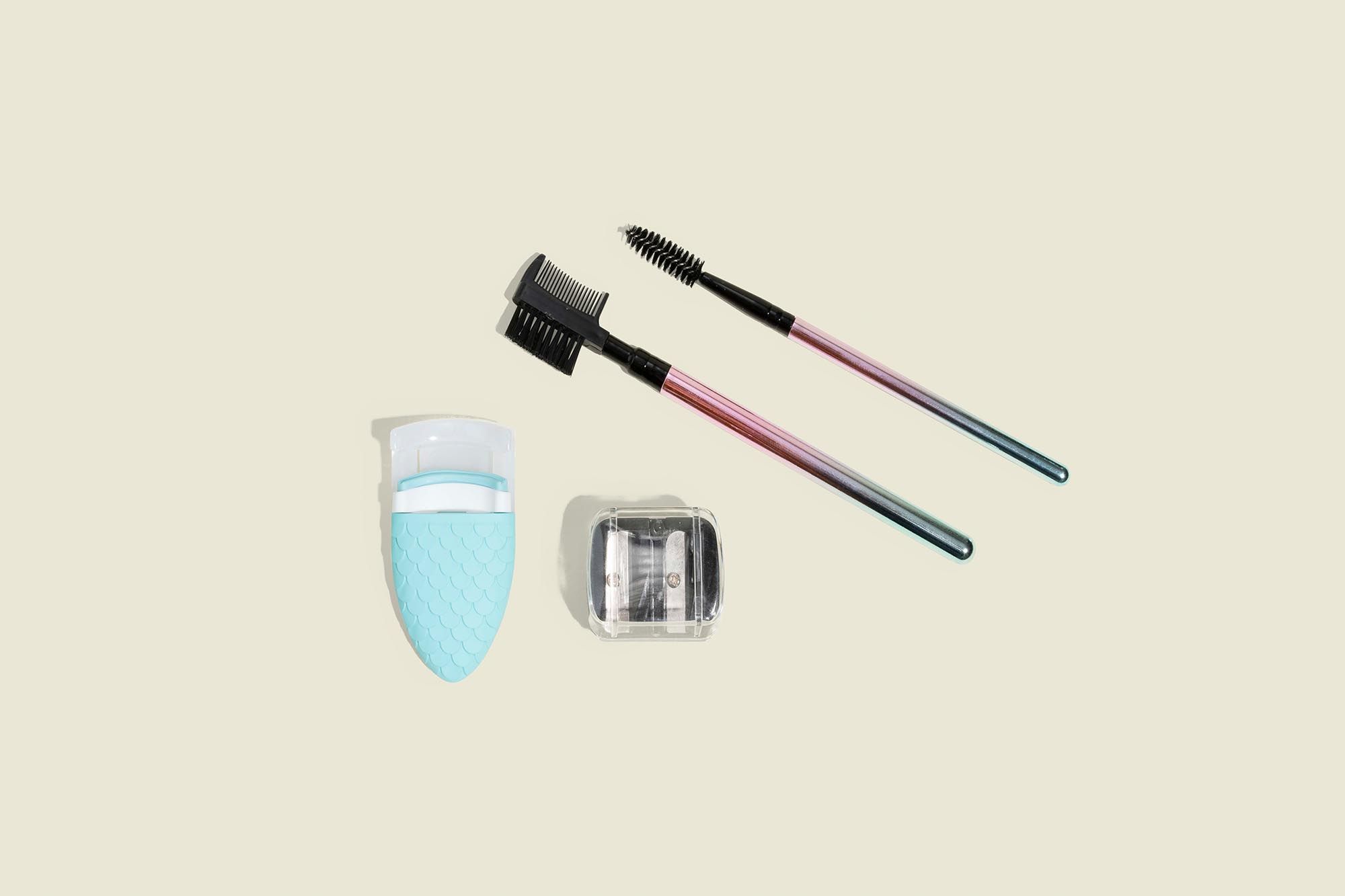 Eyebrow beauty tools 