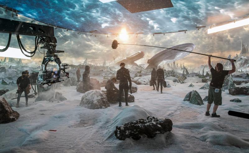 Bastidores das gravações da série "Star Trek - Strange New Worlds" com produção virtual