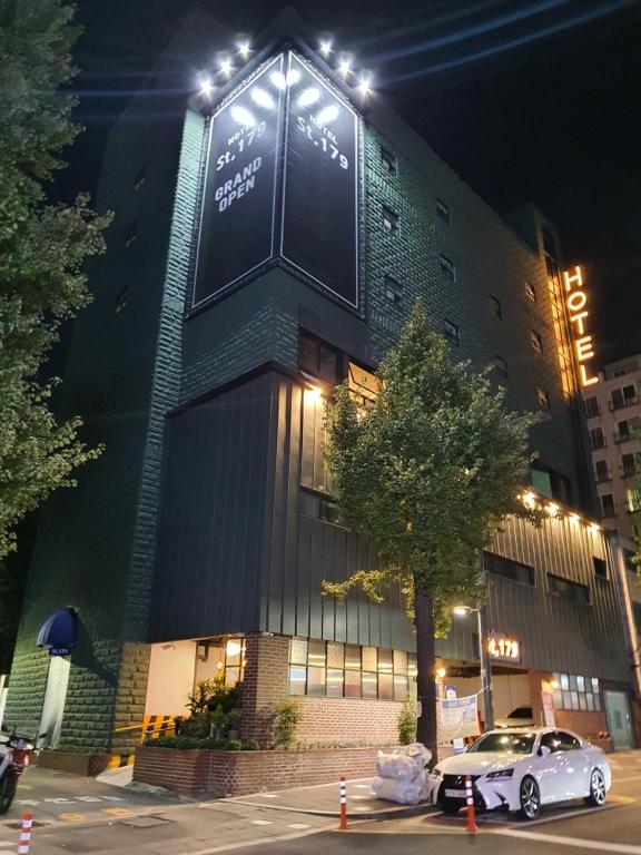 인천 ST179 호텔
