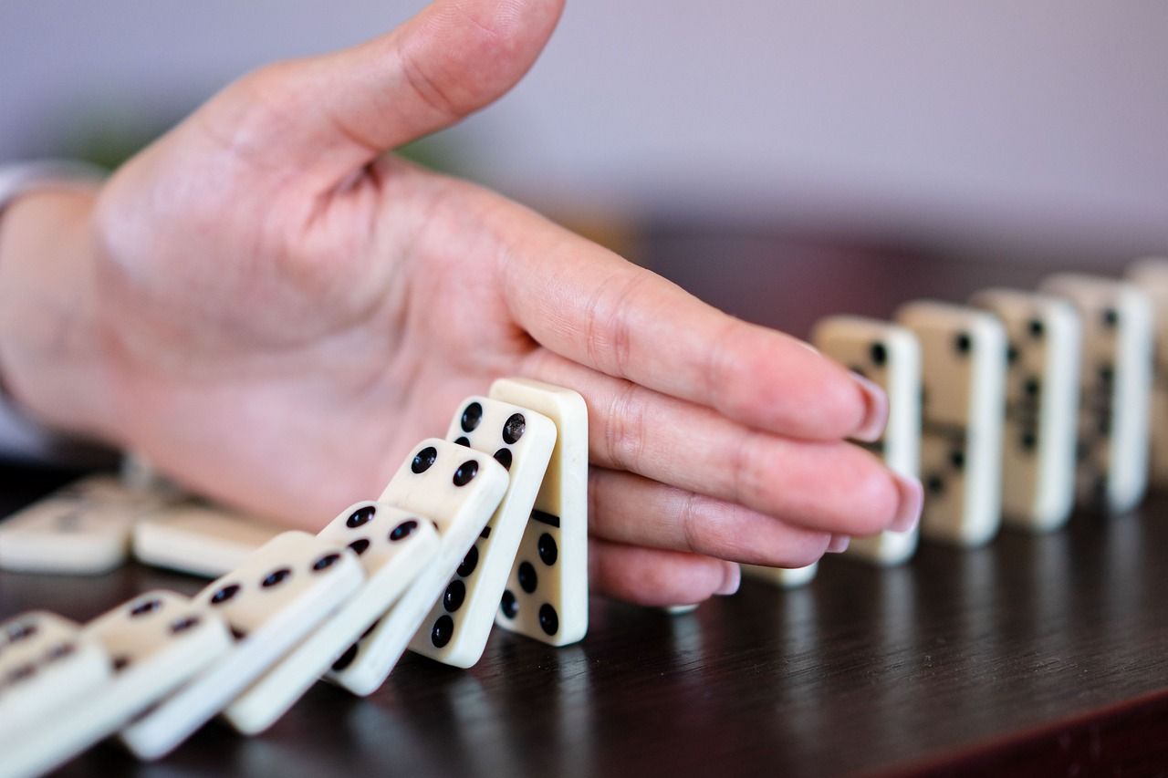 Stopping Dominos Falling as an example of mitigating business risk