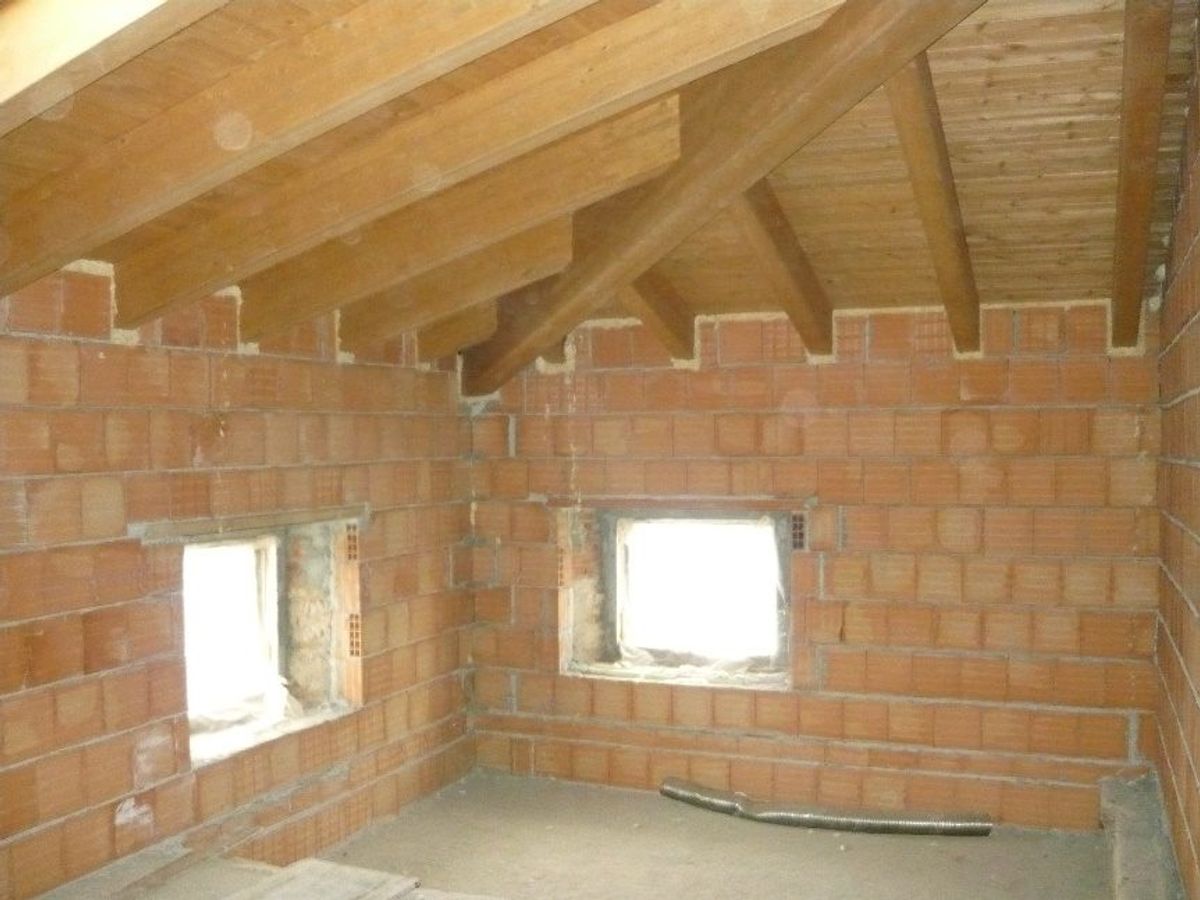 Casa del '900 — rifacimento totale: Nuova orditura del tetto in legno