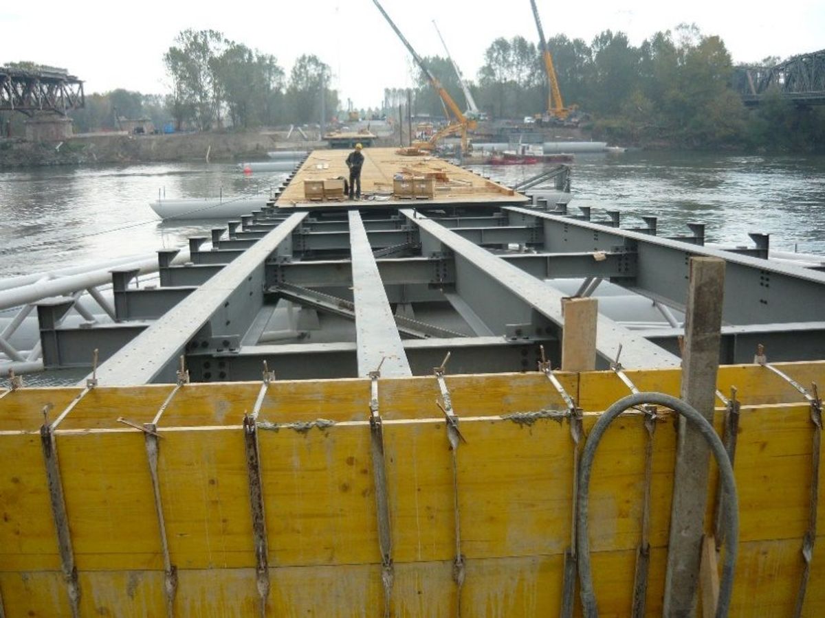 Ponte provvisorio sul Po: Casseforme per le opere in cemento armato