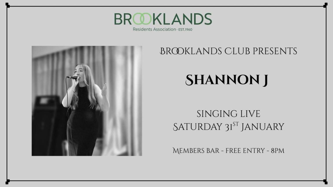 Shannon J singing live in members bar